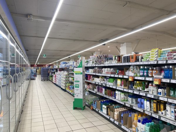negozio in vendita a Trieste in zona San Giacomo