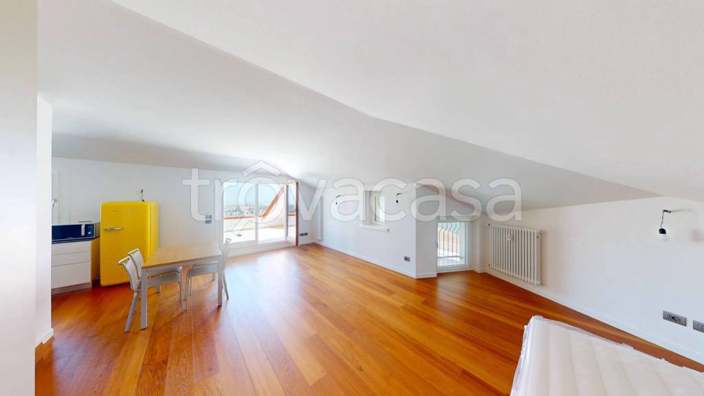 appartamento in vendita a Trieste in zona Chiadino
