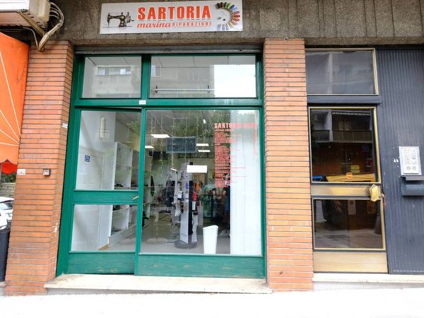 negozio in vendita a Trieste in zona Valmaura