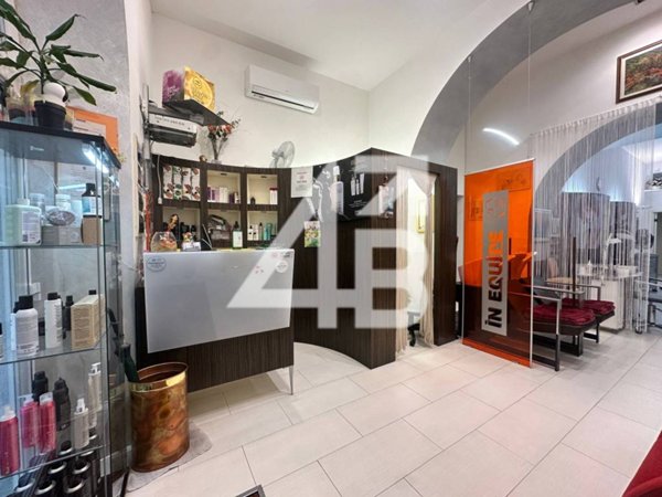 negozio in vendita a Trieste in zona Borgo Teresiano