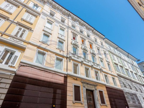 appartamento in vendita a Trieste in zona Chiadino