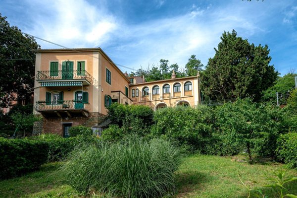 appartamento in vendita a Trieste in zona Barcola