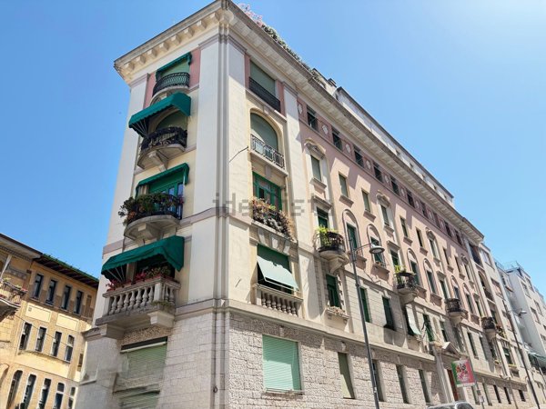 appartamento in vendita a Trieste in zona San Vito