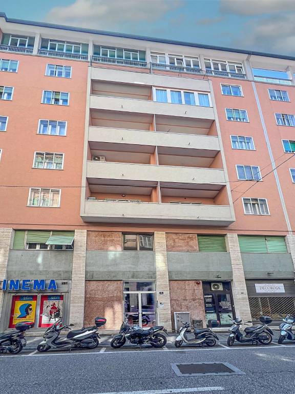 appartamento in vendita a Trieste in zona Borgo Teresiano