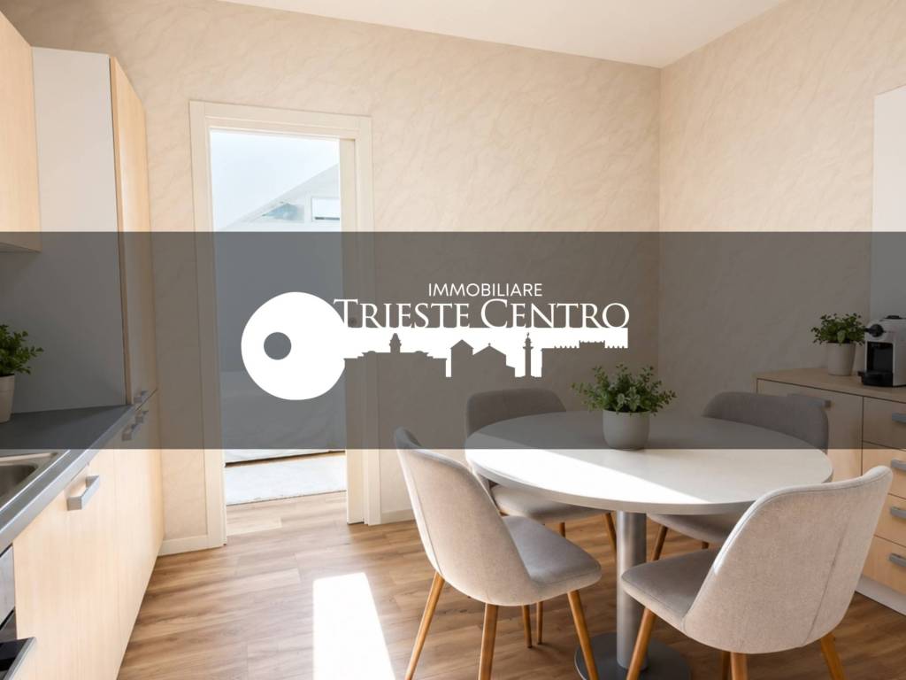 appartamento in vendita a Trieste in zona Città Vecchia