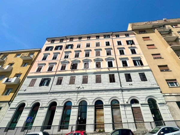 appartamento in vendita a Trieste in zona San Giacomo