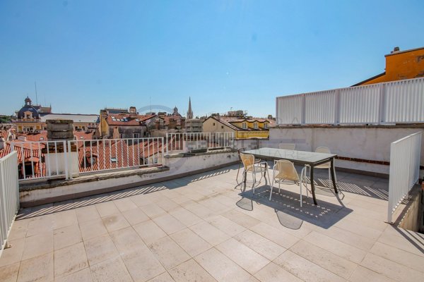 appartamento in vendita a Trieste in zona Borgo Teresiano