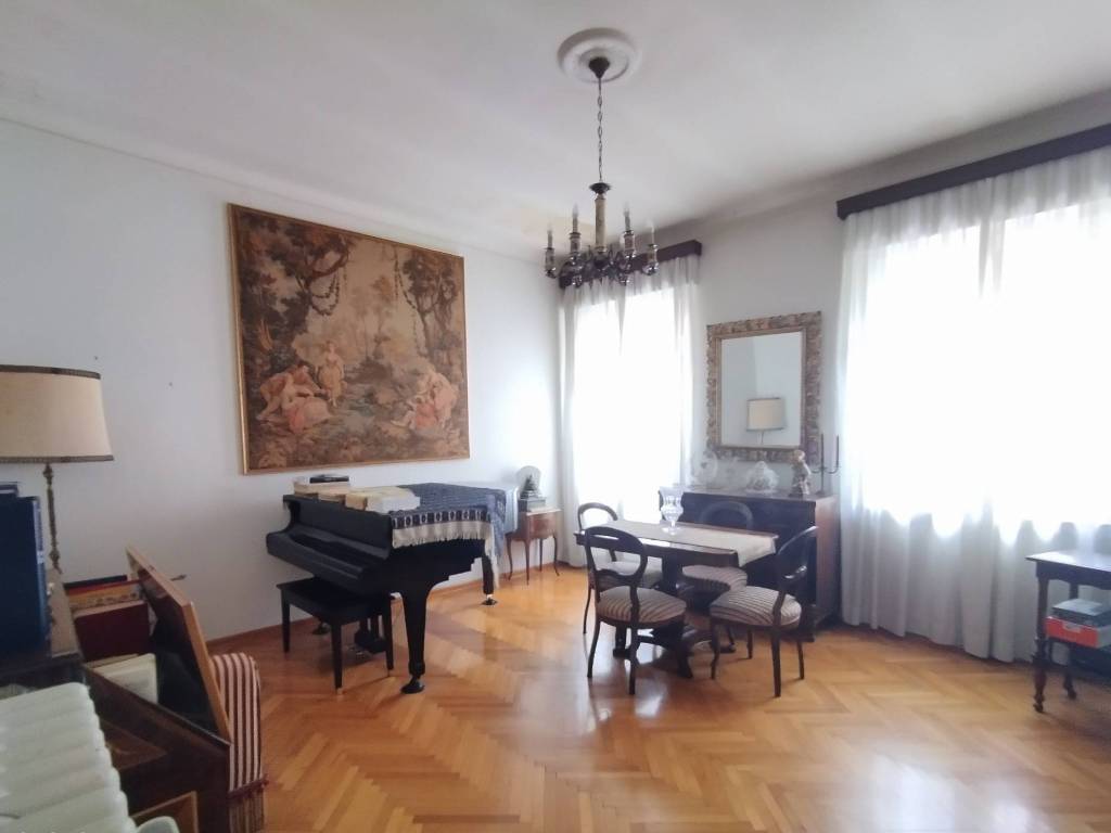 appartamento in vendita a Trieste