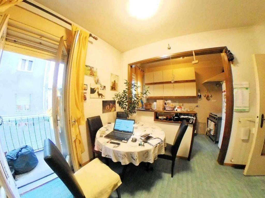 appartamento in vendita a Trieste in zona Roiano