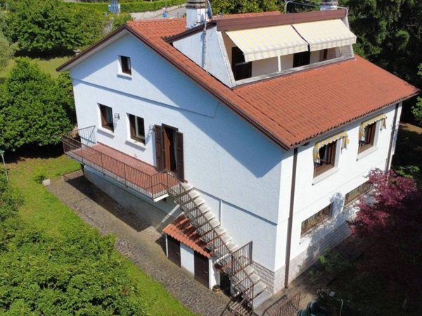 casa indipendente in vendita a Trieste in zona Opicina