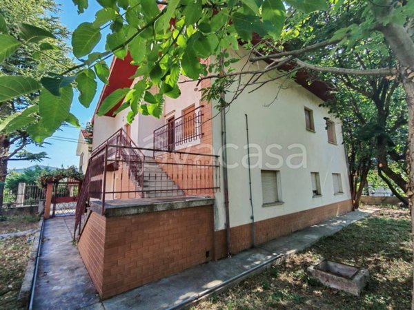casa indipendente in vendita a Trieste in zona Cattinara