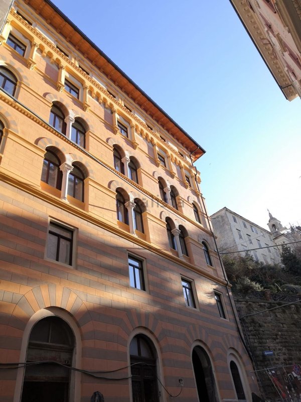 appartamento in vendita a Trieste in zona San Vito