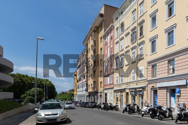 appartamento in vendita a Trieste in zona San Giacomo