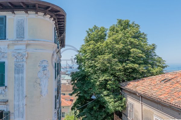 appartamento in vendita a Trieste in zona Scorcola