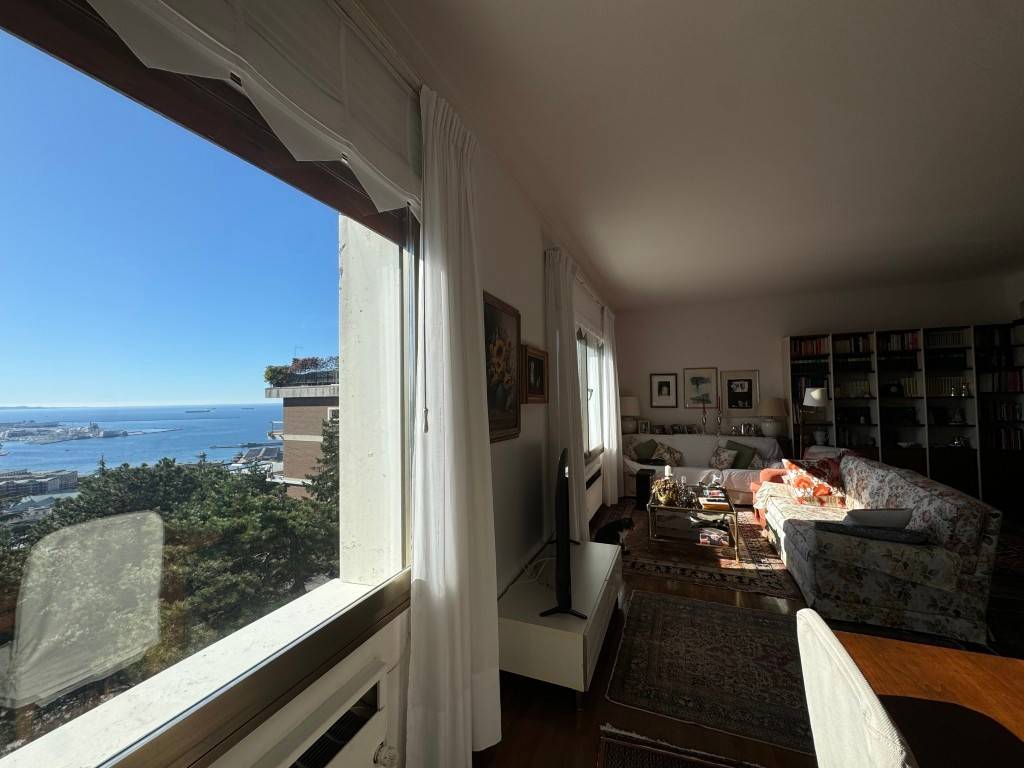 appartamento in vendita a Trieste in zona Scorcola