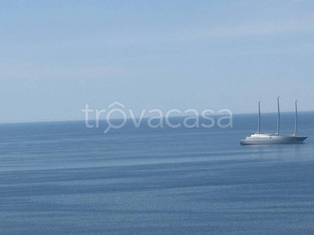 appartamento in vendita a Trieste in zona Gretta