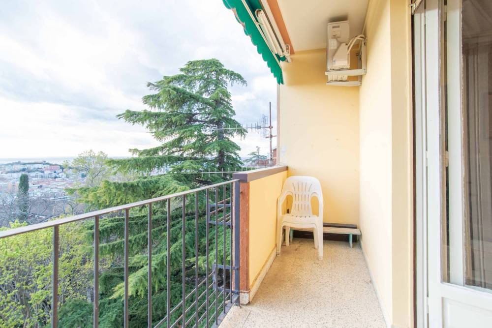 appartamento in vendita a Trieste in zona Chiadino