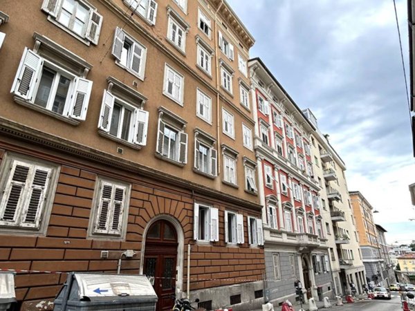 appartamento in vendita a Trieste