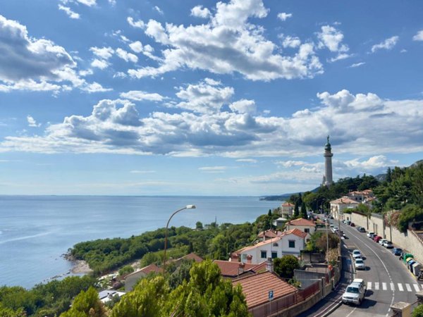appartamento in vendita a Trieste in zona Barcola