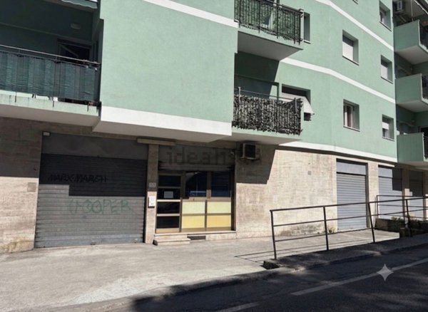 ufficio in vendita a Trieste in zona Servola