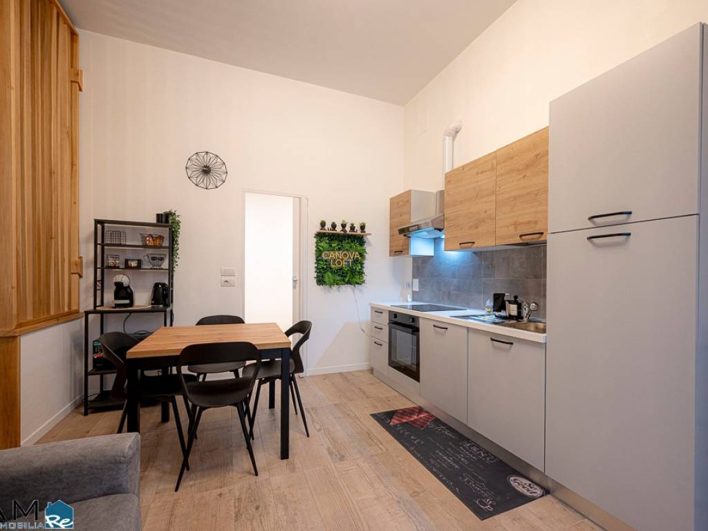 appartamento in vendita a Trieste in zona Barriera vecchia
