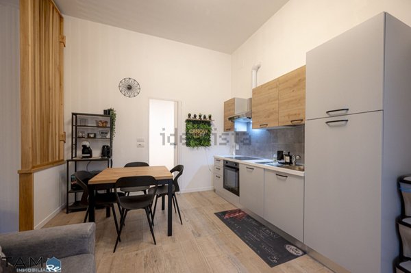 appartamento in vendita a Trieste in zona Barriera vecchia