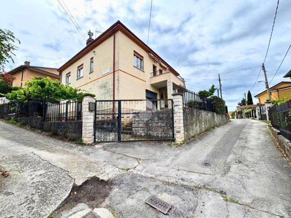 casa indipendente in vendita a Trieste in zona Borgo San Sergio