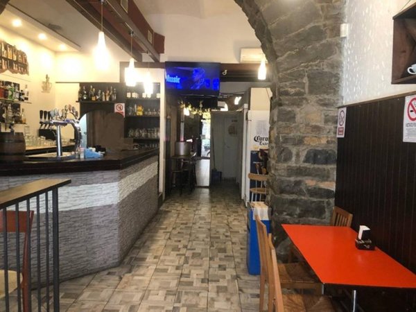 negozio in vendita a Trieste in zona Barriera vecchia