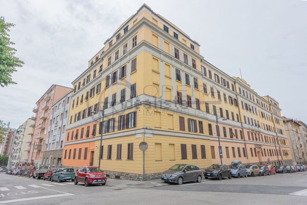 appartamento in vendita a Trieste in zona San Vito