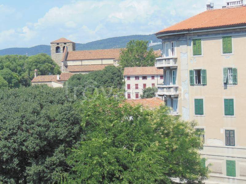appartamento in vendita a Trieste in zona San Giacomo
