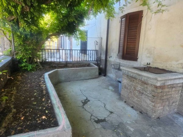 casa indipendente in vendita a Trieste in zona Santa Croce