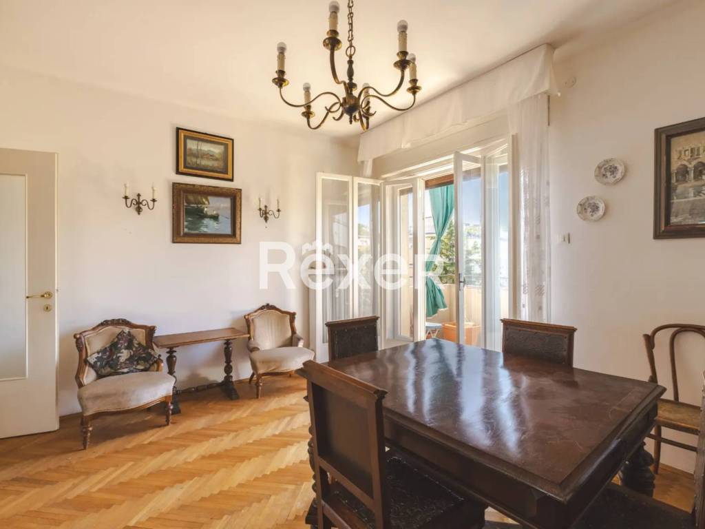 appartamento in vendita a Trieste in zona Città Vecchia