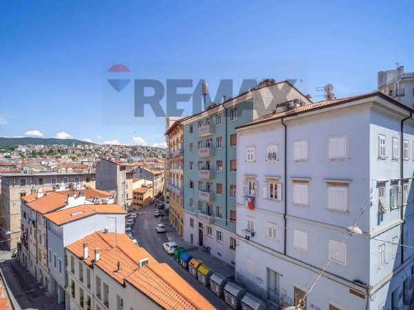 appartamento in vendita a Trieste in zona San Giacomo