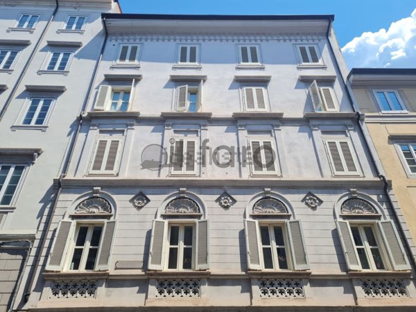 appartamento in vendita a Trieste in zona Borgo Teresiano