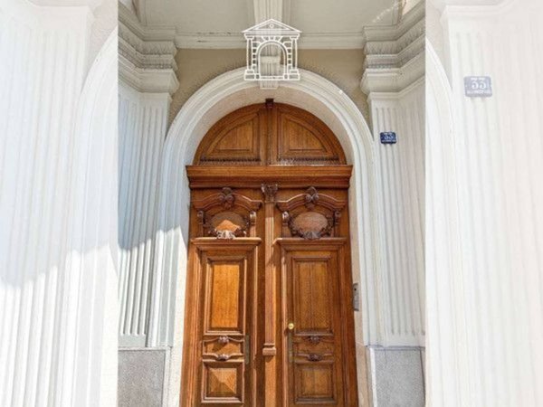 appartamento in vendita a Trieste in zona Città Nuova