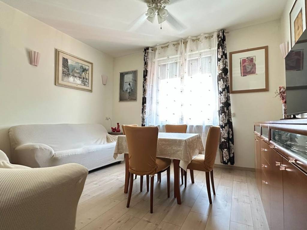 appartamento in vendita a Trieste in zona Guardiella