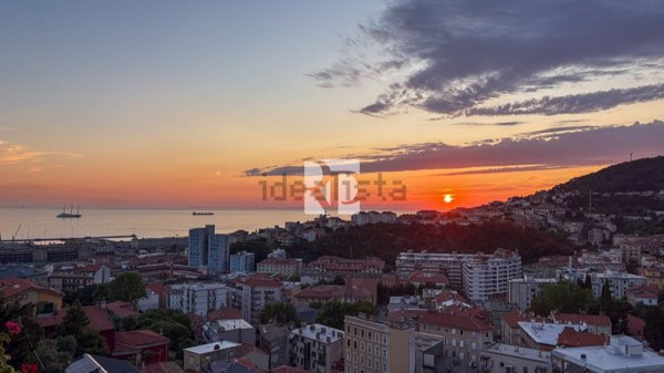 appartamento in vendita a Trieste in zona Scorcola