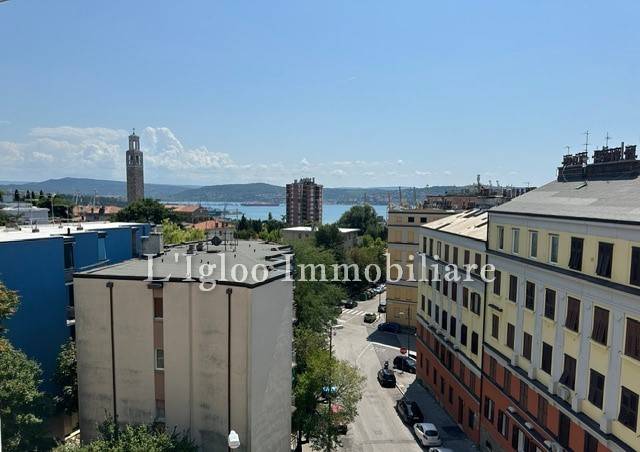 appartamento in vendita a Trieste in zona San Vito