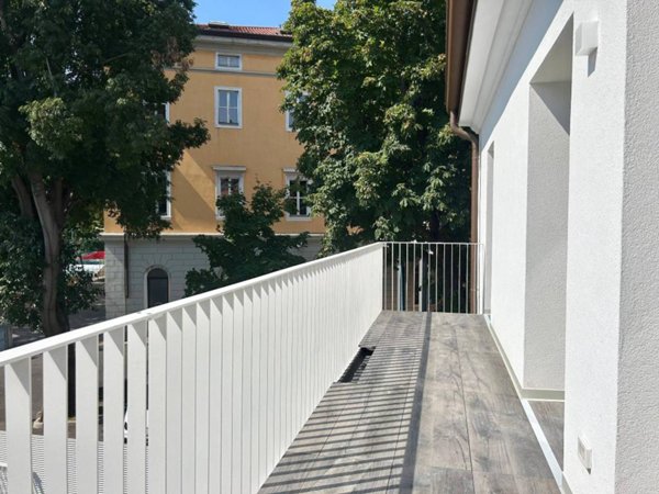 appartamento in vendita a Trieste in zona Barriera vecchia