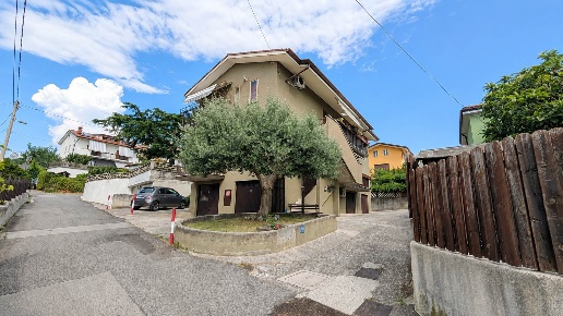 appartamento in vendita a Trieste in zona Cattinara