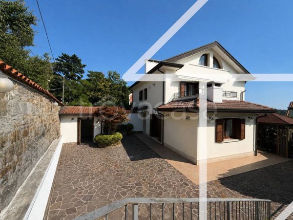 casa indipendente in vendita a Trieste in zona Rozzol