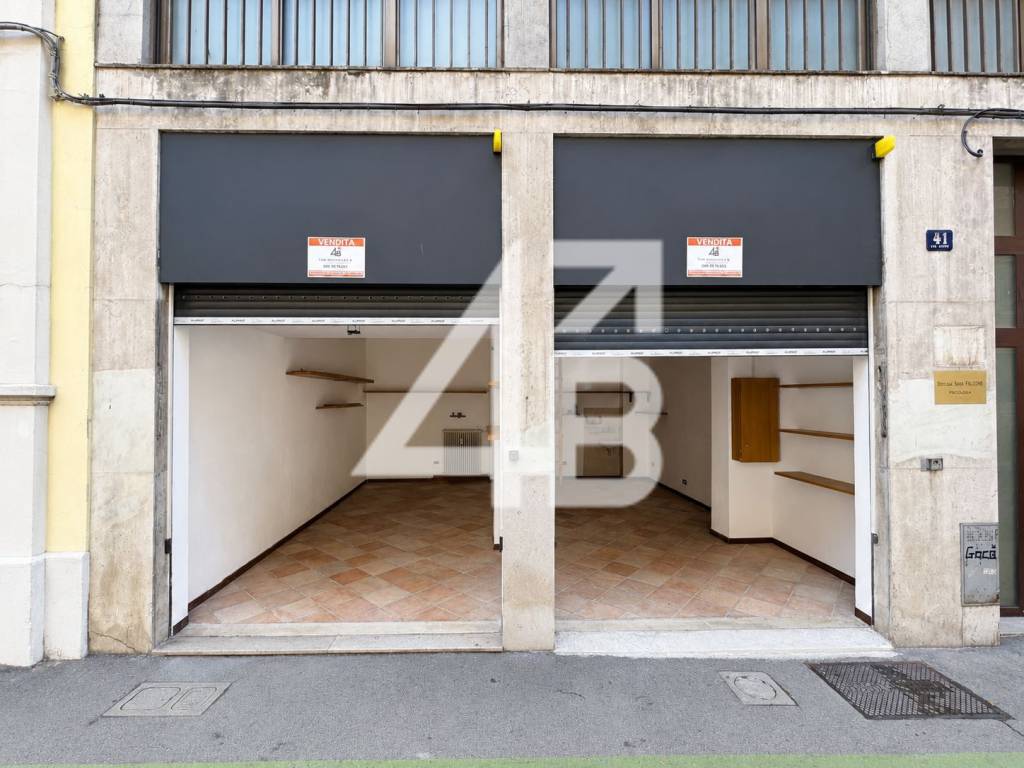 negozio in vendita a Trieste in zona Roiano