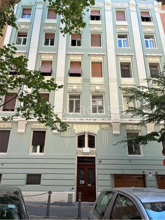appartamento in vendita a Trieste in zona Cologna