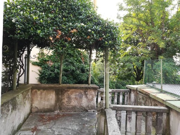 appartamento in vendita a Trieste in zona San Vito