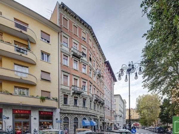 appartamento in vendita a Trieste in zona Roiano