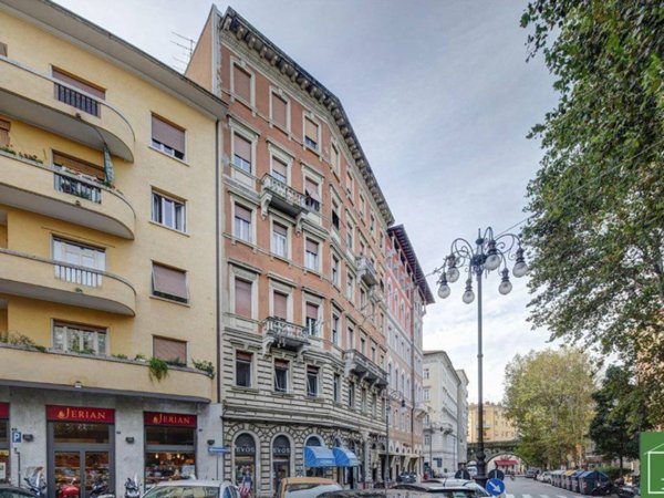appartamento in vendita a Trieste in zona Roiano