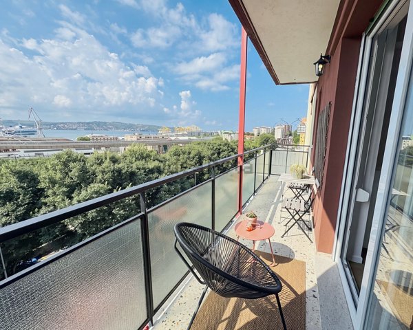 appartamento in vendita a Trieste in zona San Giacomo