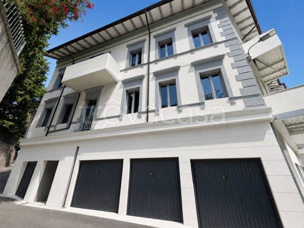 appartamento in vendita a Trieste in zona San Vito