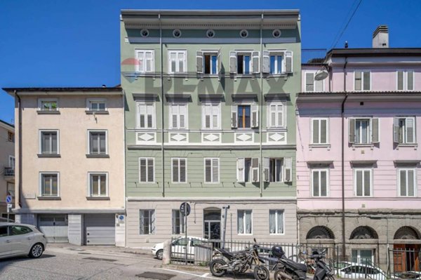 appartamento in vendita a Trieste in zona San Giacomo