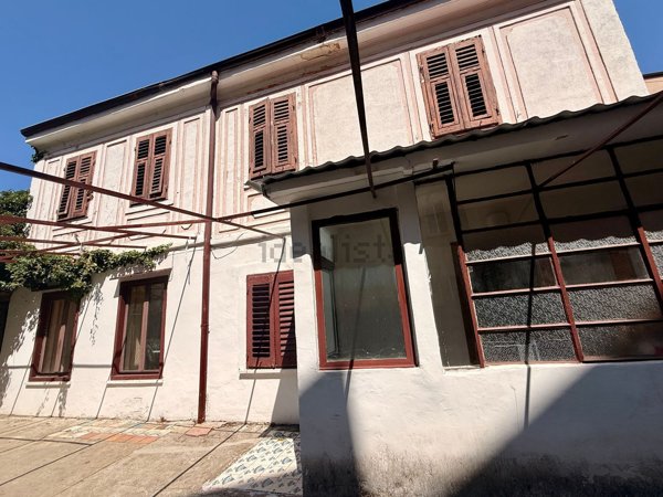 casa indipendente in vendita a Trieste in zona Cologna